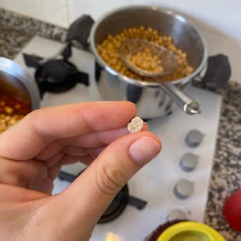 Migros Ürünü Nohudun İçinde Taş Çıktı