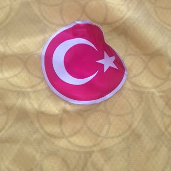 Fenerium Formada İplik Atması Türk Bayrağı Soyulması