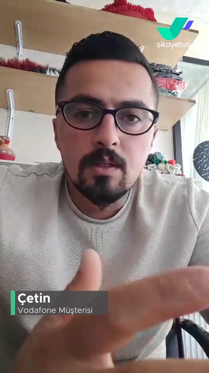 Vodafone Faturası % Yediyüz Zam Şikayetçiyim! videonun kapak resmi