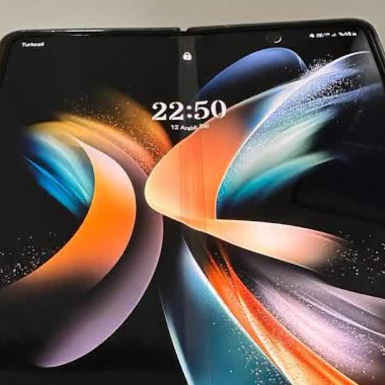 Samsung Fold 4 - Düzenli Arızalar Ve Uzun Vadede Kullanamama Problemi