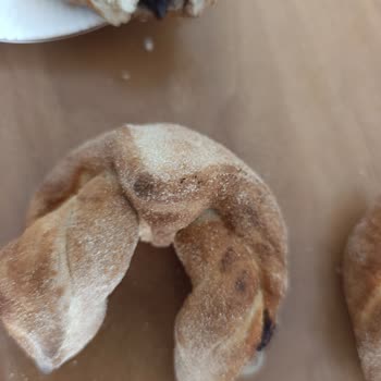 Domino's Pizza Çikolatalı Rulonun Tadı Yok.