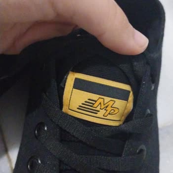 MP Ayakkabı Yanları Açıldı