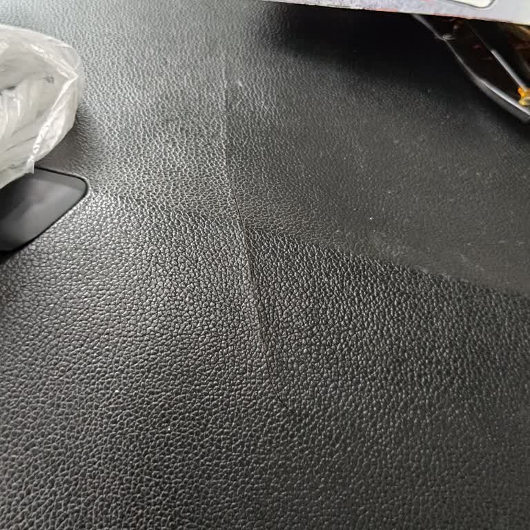 Kia Ceed Premium 2013 Torpido Çatlağı