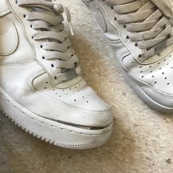 Nike Yardımcı Olursanız Sevinirim