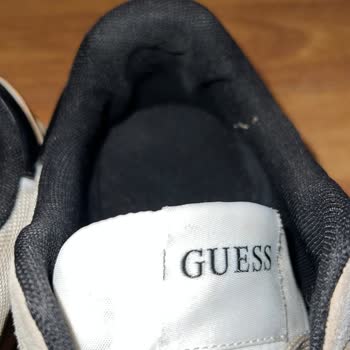 Guess Ayakkabı Yeni Sezon 4 Ayda Geldiği Durum!