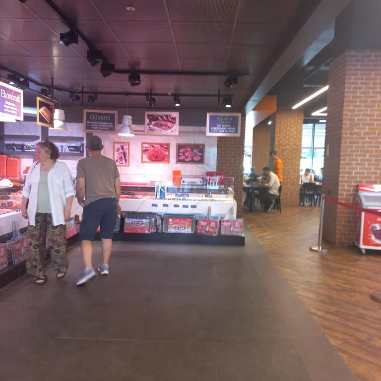 Maltepe Piazza Köfteci Yusuf Tam Pişmanlık