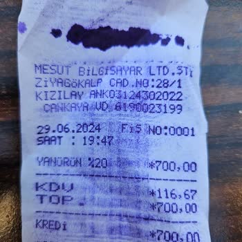 Mesut Bilgisayar Para Etmez Bir Yer