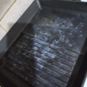 Lava Döküm Tava Beyaz Lekeler