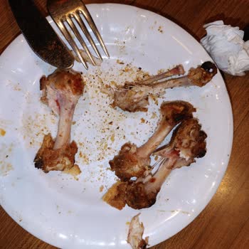 İznik Köfteci Yusuf Kıl Çıktı Ve Kanlı