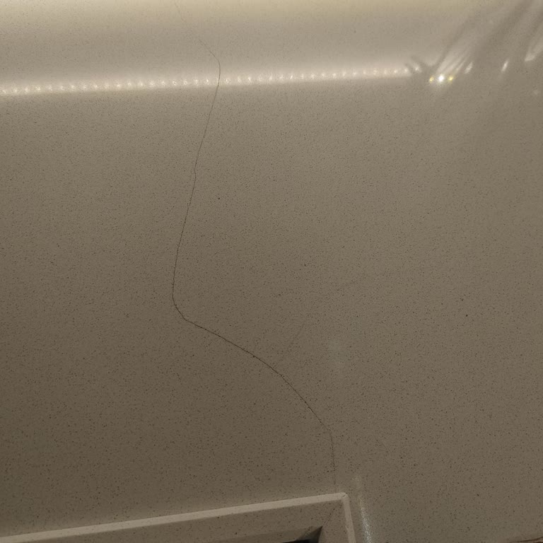 ÇimStone Tezgah Bir Yılda Çatlamaya Başladı!