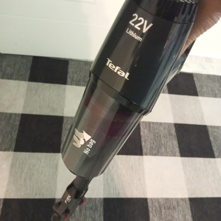 Tefal Marka 22v Süpürgemin Başlığı Dönmüyor