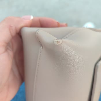 Mango 2 Ayda Çöp Olan Çanta