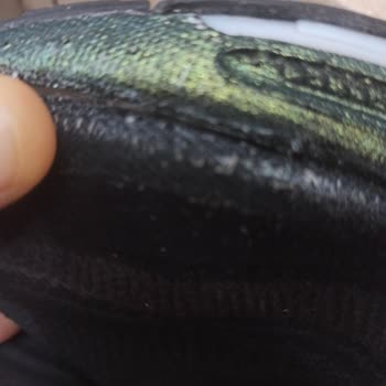 Adidas Ürününe Sahip Çıkmıyor