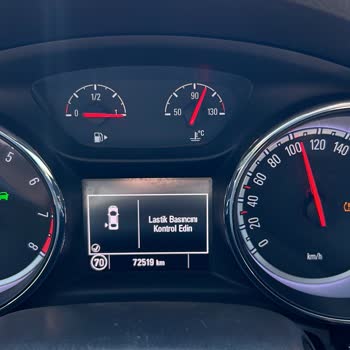 Oto Rapor Şubesinde Ekspertiz Sonrası Yaşanan Sorunlar