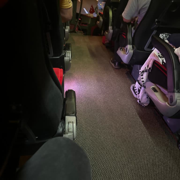 Kontur Turizm Eski Ve Konforsuz Otobüsle Seyahat Mağduriyeti