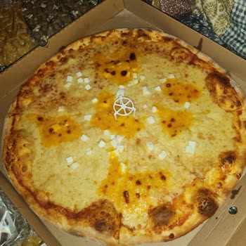Yemeksepeti Pizza Nova Tehdit Ediyor