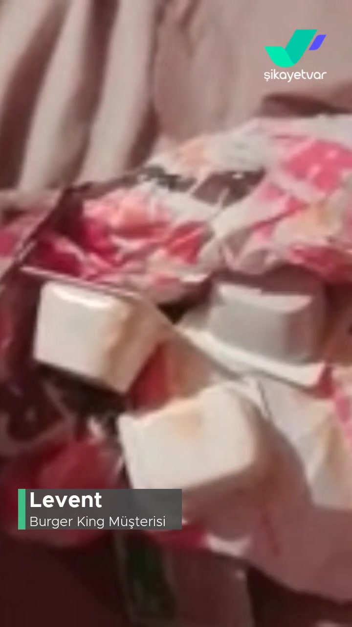 Burger King, Kimse Yemez Bu Ürünleri! videonun kapak resmi