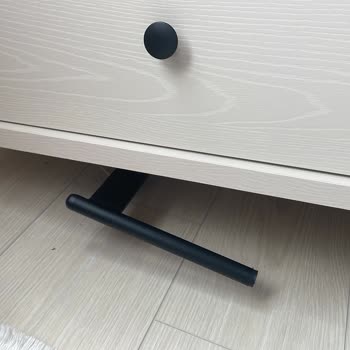 Berrak Mobilya Ürünü Daha Kullanmadan Kırıldı Ve Ürünler Çizik Geldi