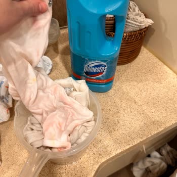 Domestos Yeni Tshirtlerimi Boyadı
