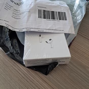 Trendyol Sahte Kulaklığı Orijinalmiş Gibi Orijinal Fiyatına Satıyor!