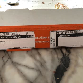 Little Caesars Şubesi Fazla Pazar Alıyor