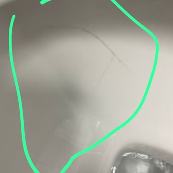 Bien Seramik Bien Klozet 2 Ay Kullandıktan Sonra Çatlak Gibi İz Oluştu