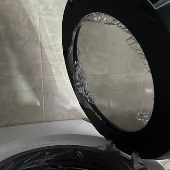 Arçelik Çamaşır Makinesinin Camı Patladı!