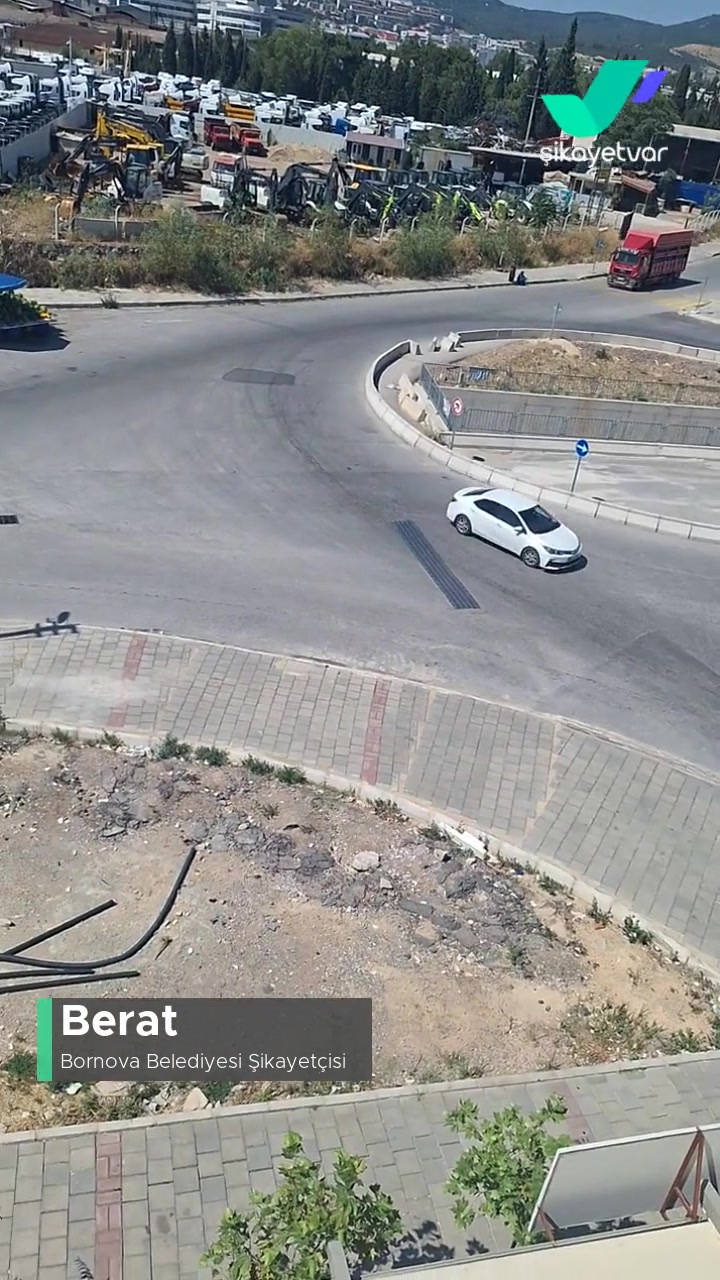 Bornova Belediyesi Fen İşleri Müdürlüğü'nün İlgisizliği! videonun kapak resmi