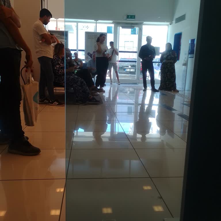 QNB Antalya Serik Şubesi'nde Adaletsiz Hizmet Ve Uzun Bekleme Süreleri
