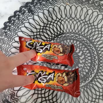 Eti Canga Sutlu Çikolata Yer Fıstıklı Karamelli Nuga Bar