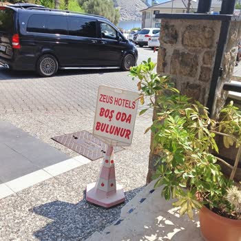 Zeus Turunç Hotel Memnuniyetsizliği