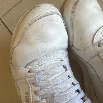 Puma Ayakkabı Aldım Önünde Çizikler Oluştu