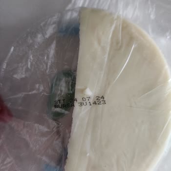 Sütaş Kaşar Peyniri Son Kullanma Tarihi Geçmeden Bozuldu