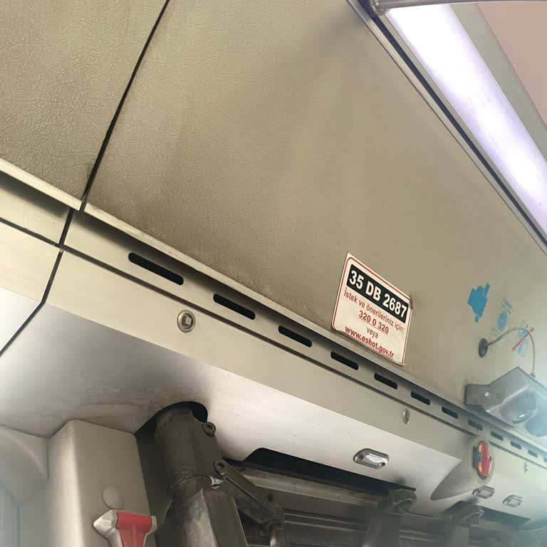 ESHOT İzmir Sıcağında Klimalar Çalışmıyor, Yolculuk Çileye Dönüyor