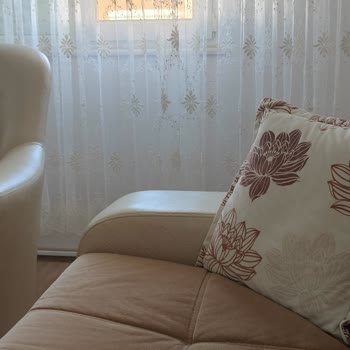 Realme12pro Plas Marka 2telefon Arasındaki Kamera Farkı