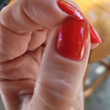 Gratis Beauty Piazza Avm Kalıcı Oje Şikayet