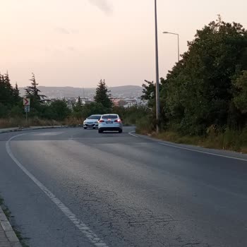 Arnavutköy Boğazköy Yoluna Bir İETT Durağı Lazım