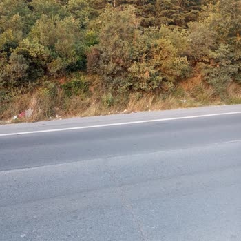 Arnavutköy Boğazköy Yoluna Bir İETT Durağı Lazım