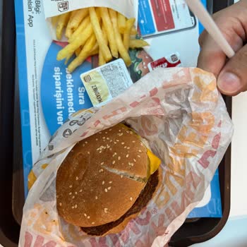 Burger King Rezil Burger Menüsü