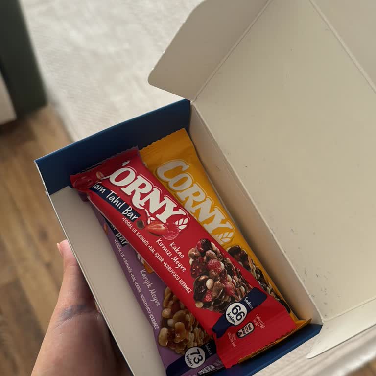 Corny Bar İçerisinde Plastik Çıktı