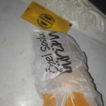 Maydanoz Döner Dürüm İçindeki Tuhaf Cisim