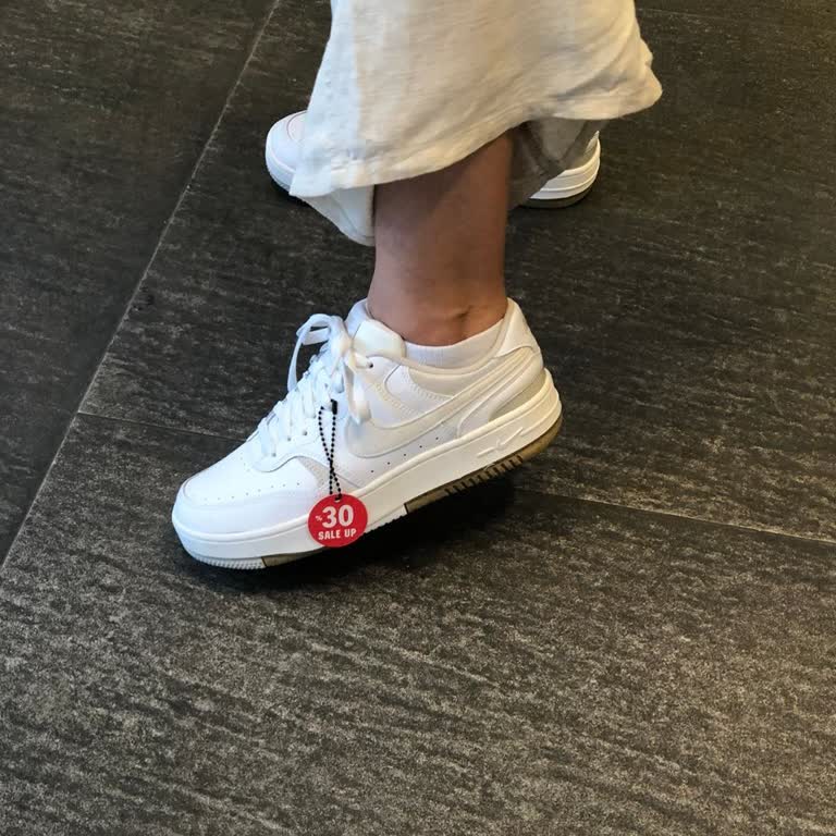 Sneaks Up İndirimli Satılan Ürünün Kasada İndirimli Kabul Edilmemesi