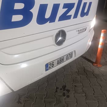 Buzlu Turizm Muavinin Bir Kadına Karşı Davranışları