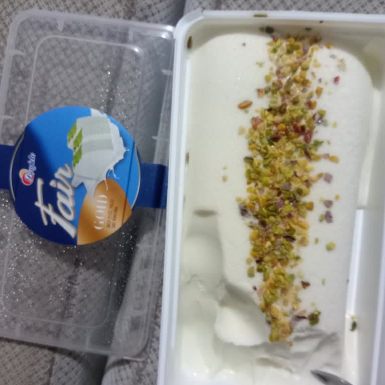 BİM Fair Gold Dondurmada Galiba Altın Tozu Var...