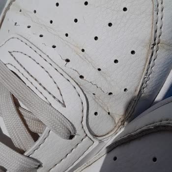 Puma Dan Aldığım Ayakkabılar Çatlamış
