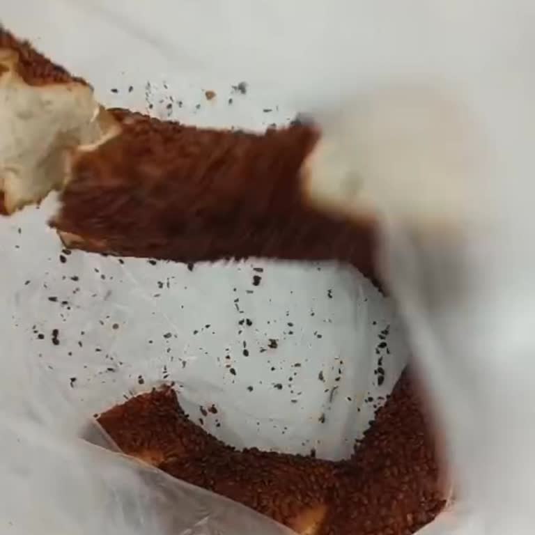 Yemeksepeti Taze Fırın Adı Altında Taş Gibi Gönderilen Ürünler!