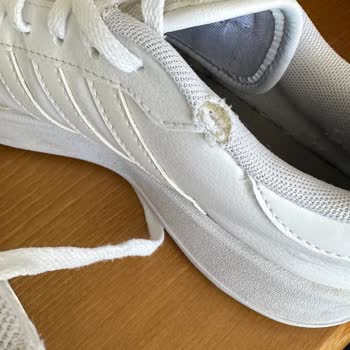 👟 Adidas Ayakkabı Deformasyon