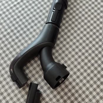 Philips Maraton Süpürge Tutma Kolu Kırıldı