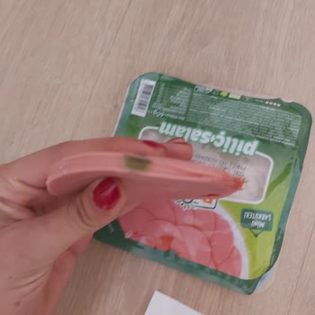 Şok Market Banvit Açık Küflenmiş Ürün
