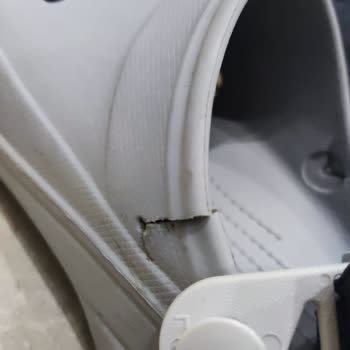 Мои сандалии Crocs сломались при первом использовании